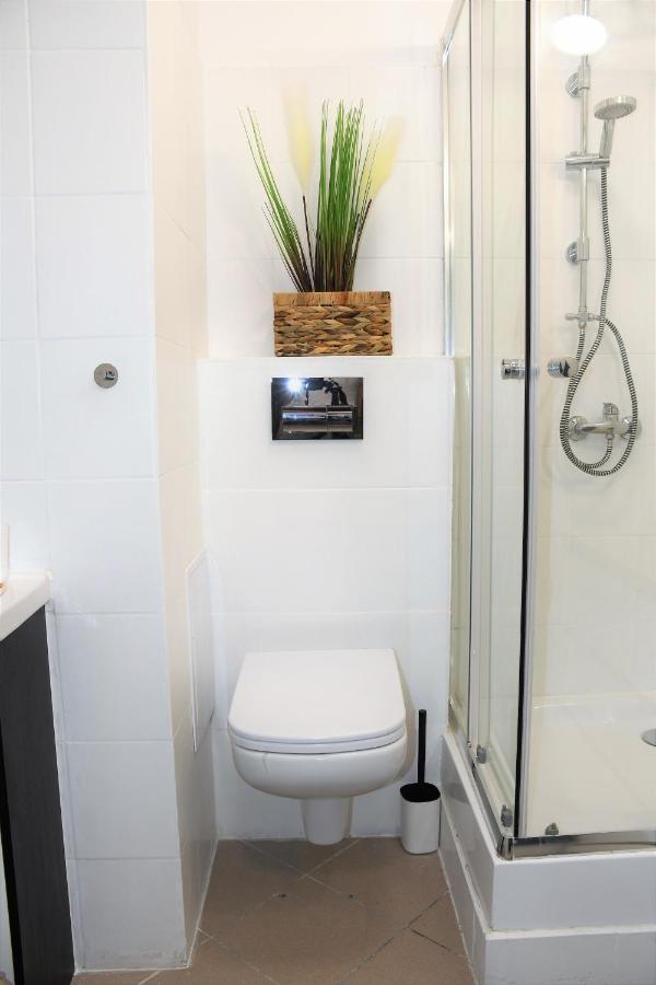 Apartament Spichlerz - Starowka Appartement Olsztyn  Buitenkant foto